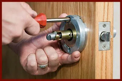 Locksmith Lock Store Foothill Ranch, CA 949-346-8095 - 10-residential-lockouts