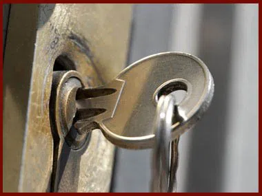 Locksmith Lock Store Foothill Ranch, CA 949-346-8095 - 2-lock-and-key
